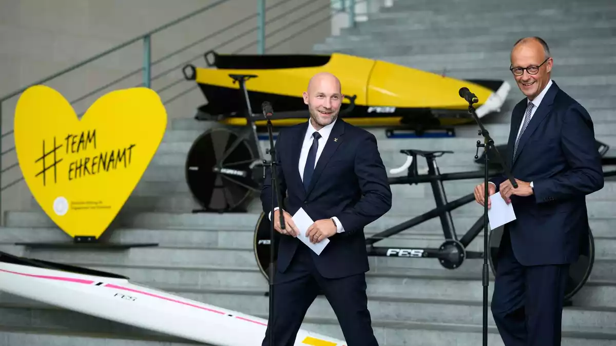 Ronald Rauhe ist neuer Staatsminister für Sport und Ehrenamt. - Bild: Bernd von Jutrczenka/dpa