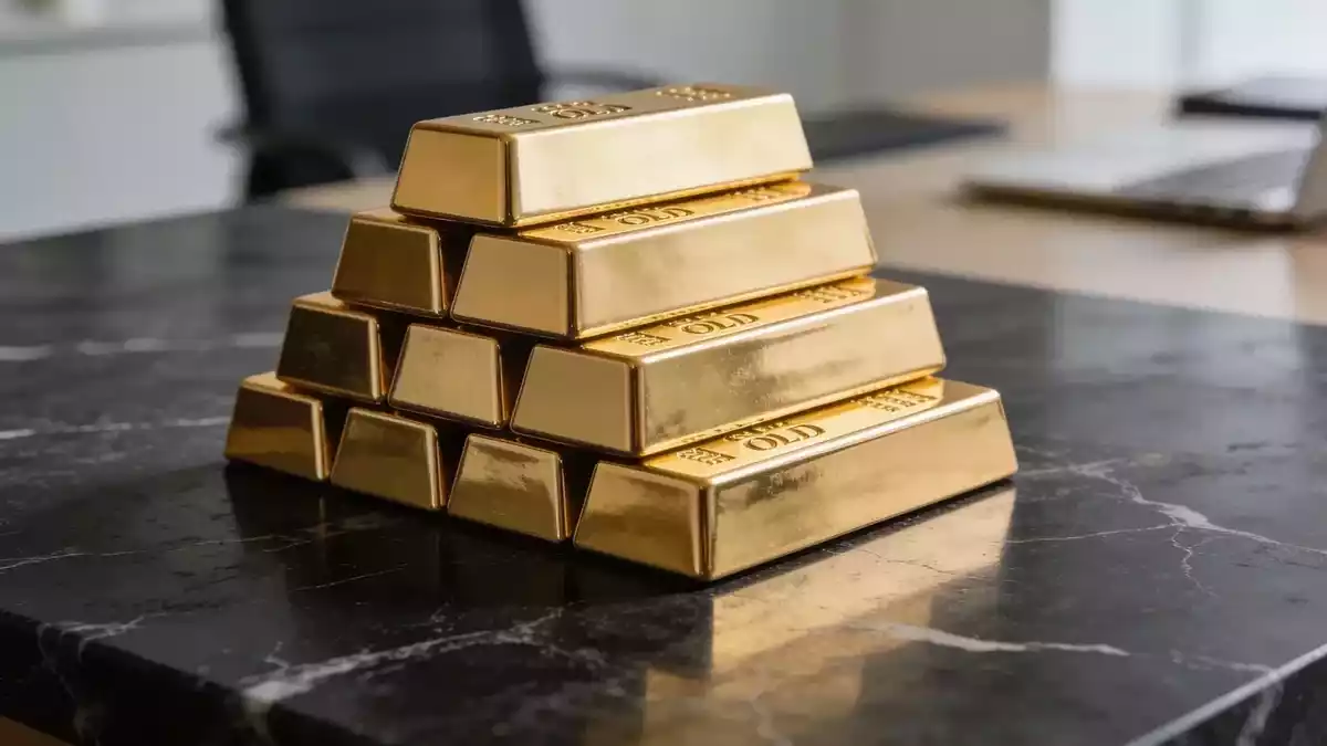 Gold Hits $4,497 as Central Banks Shift Reserves from New York