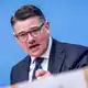Boris Rhein (CDU), Ministerpräsident von Hessen, pocht auf den Verbleib der Commerzbank in Frankfurt. (Archivbild) - Bild: Michael Kappeler/dpa