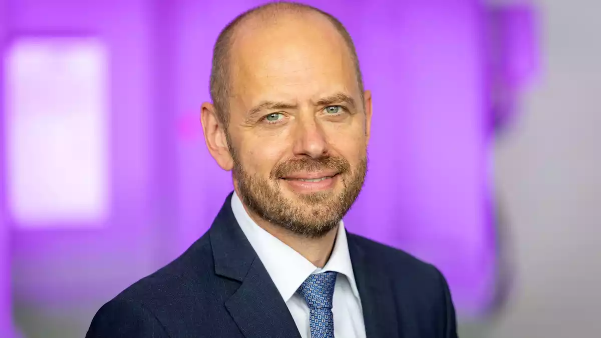 Siemens-Energy-Chef Bruch: Die Bedrohung für deutsche Infrastruktur hat deutlich zugenommen. (Archivbild) - Bild: Daniel Karmann/dpa