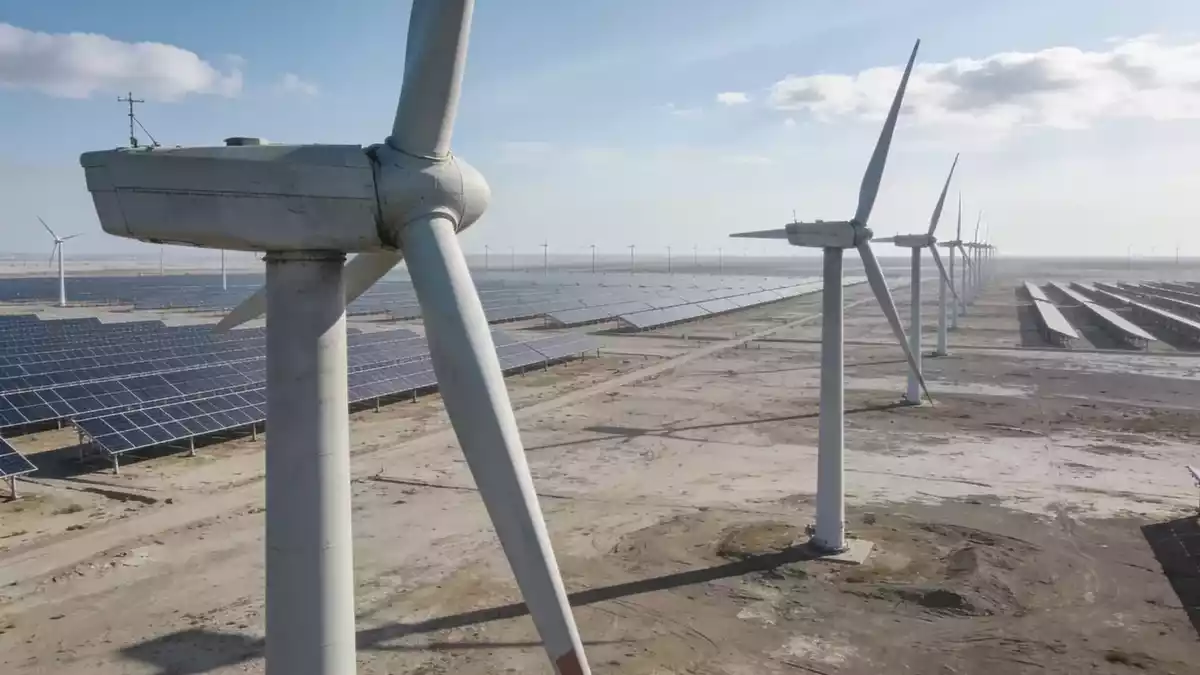 Primary Hydrogen Expands Land Holdings, Faces Market Skepticism