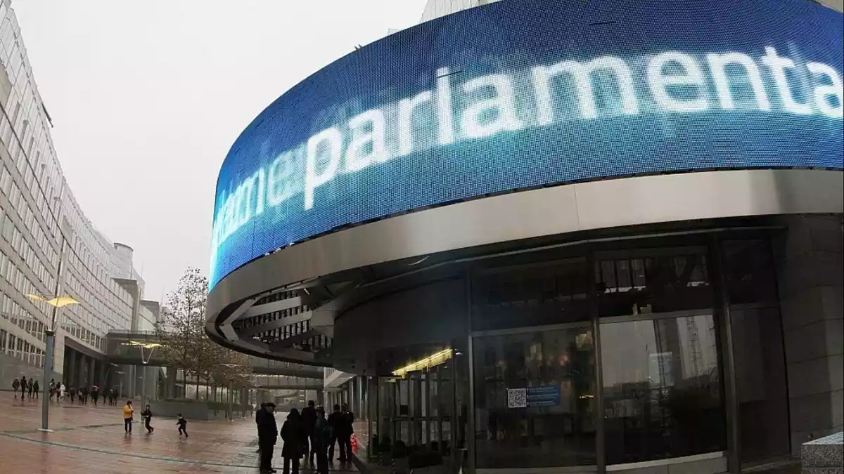 Emissionshandel: EU-Parlament erwägt lockerere Investitionspflicht