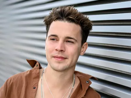 DJ Felix Jaehn will die Bühne von Hockenheim nutzen. (Archivbild) - Foto: Britta Pedersen/dpa-Zentralbild/dpa