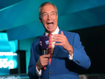 Gegen die britische Partei von Nigel Farage wurden erneut Vorwürfe erhoben. - Foto: Thomas Krych/AP/dpa