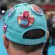Unter den Parteimitgliedern sind etliche Fans von Farage. - Bild: Thomas Krych/AP/dpa
