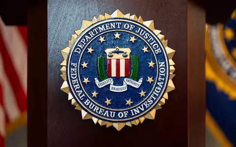 Das FBI verstärkt seine Suche nach einem Deutschen. (Archivbild) - Foto: Jenny Kane/AP/dpa