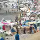 Ein Großteil der noch etwa 5.000 Migranten in Ceuta kampiert seit Wochen an Stränden und an Straßenrändern der von dem Andrang überforderten spanischen Nordafrika-Exklave Ceuta.  - Bild: Marcos Moreno/EUROPA PRESS/dpa
