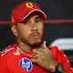 Lewis Hamilton spürt den Druck. - Bild: Riccardo Righetti/ZUMA Press Wire/dpa