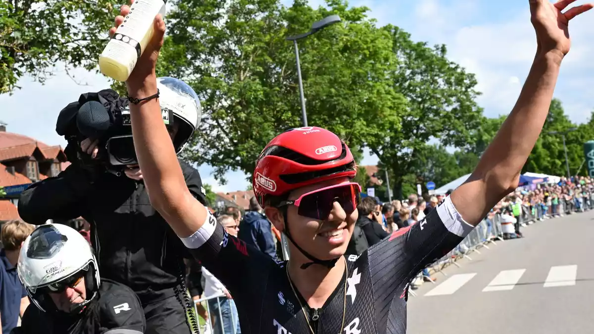 Marco Brenner gewinnt erstmals eine Etappe bei der Vuelta. (Archivbild) - Bild: Bernd Weißbrod/dpa