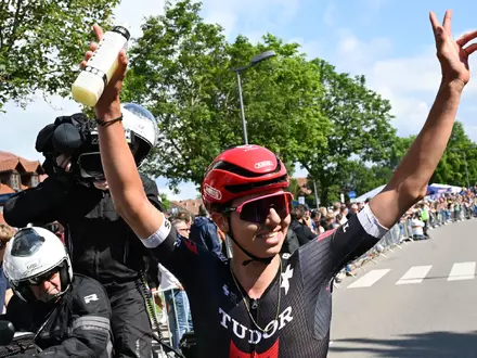 Marco Brenner gewinnt erstmals eine Etappe bei der Vuelta. (Archivbild) - Foto: Bernd Weißbrod/dpa