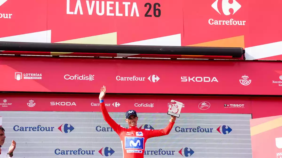 Enric Mas darf auf seinen ersten Gesamtsieg bei der Vuelta hoffen. - Bild: Marian León/EUROPA PRESS/dpa
