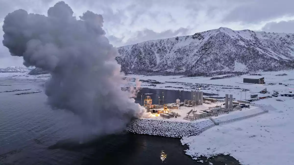 Vorbereitungen zum zweiten Testflug am Weltraumbahnhof in Norwegen. (Handout) - Bild: -/Isar Aerospace/dpa
