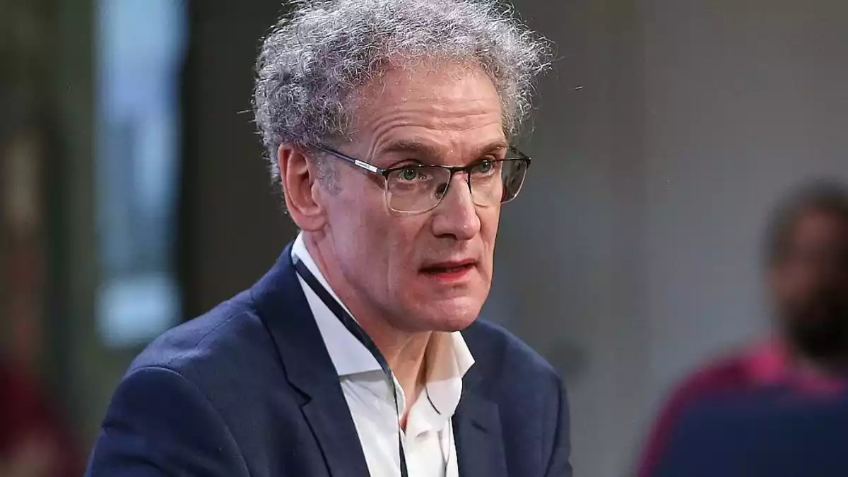 Autor Oschmann kritisiert Ost-West-Berichterstattung