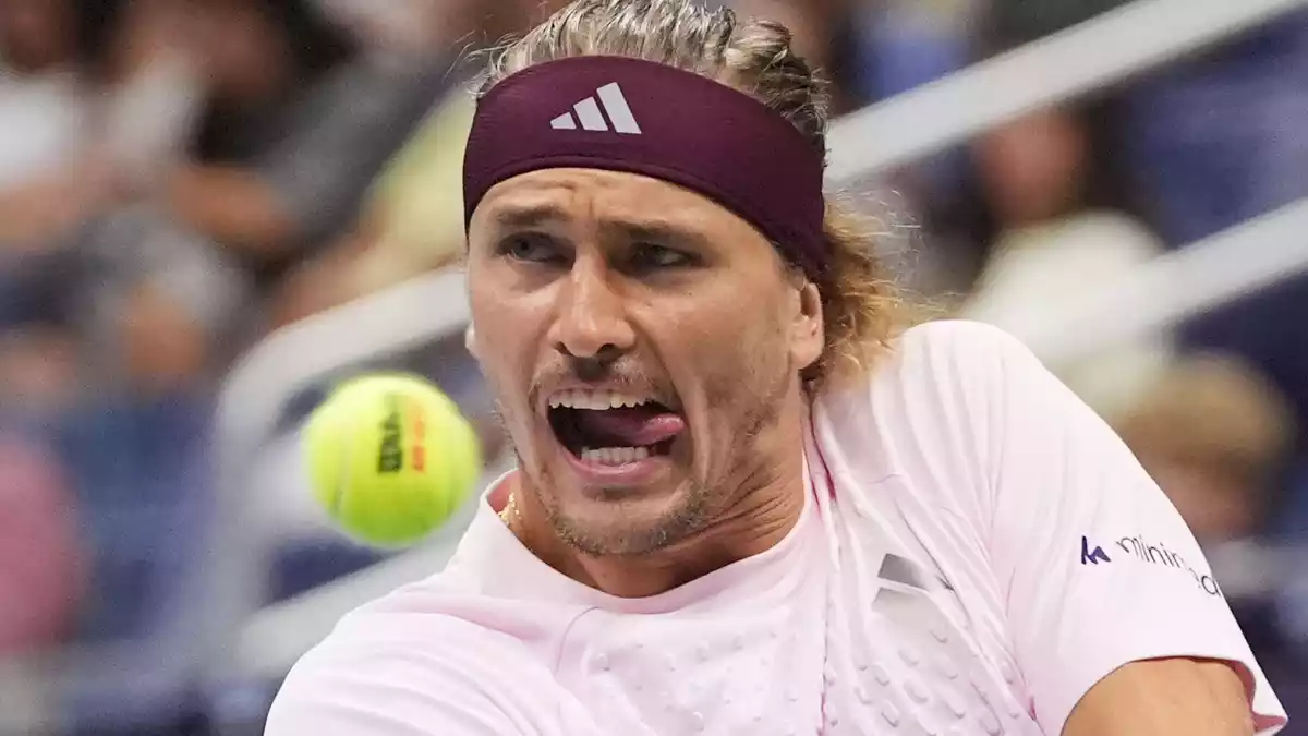 Den Ball im Blick - und auch den Titel? - Bild: Frank Franklin II/AP/dpa