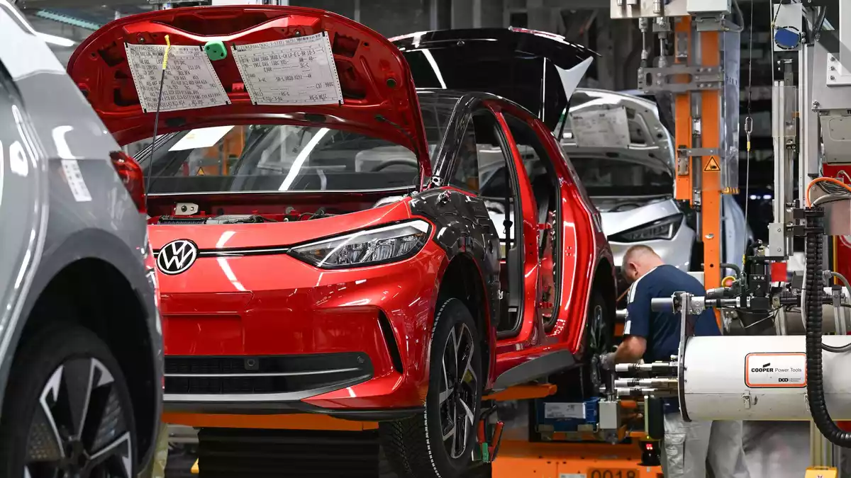 Hat die Autoproduktion bei VW in Zwickau eine Zukunft? (Archivbild) - Bild: Hendrik Schmidt/dpa