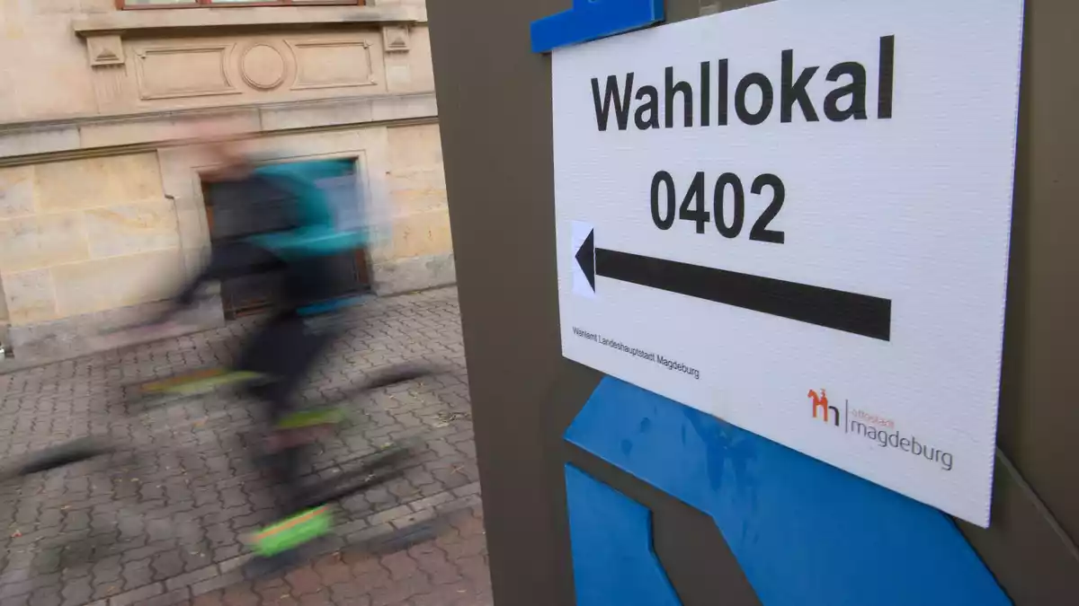 Die Wahllokale sind heute von 8.00 bis 18.00 Uhr geöffnet.  - Bild: Klaus-Dietmar Gabbert/dpa