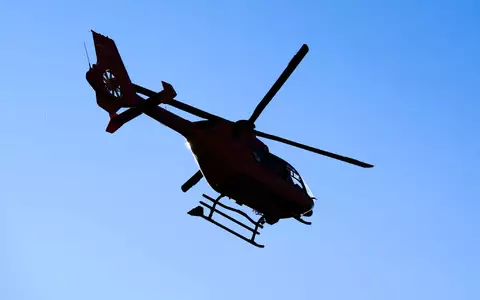 Auch ein Rettungshubschrauber war im Einsatz. (Symbolfoto)  - Foto: Julian Stratenschulte/dpa