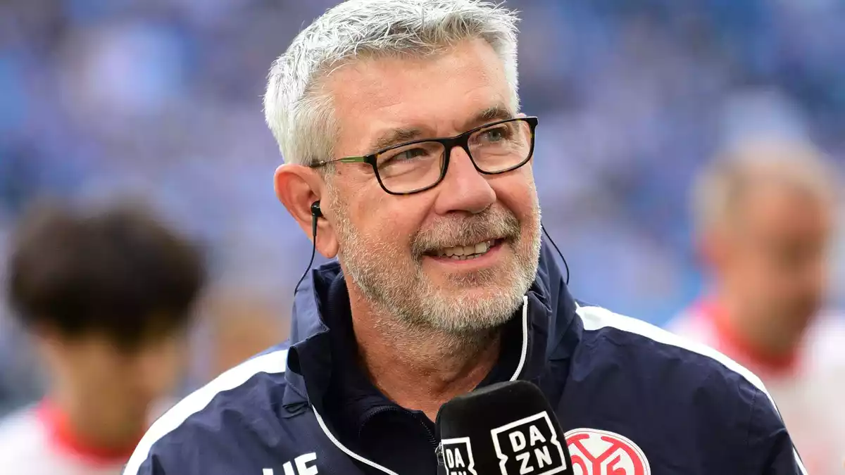 Sah viel Gutes von seinem Team: Mainz' Trainer Urs Fischer.  - Bild: Daniel Bockwoldt/dpa