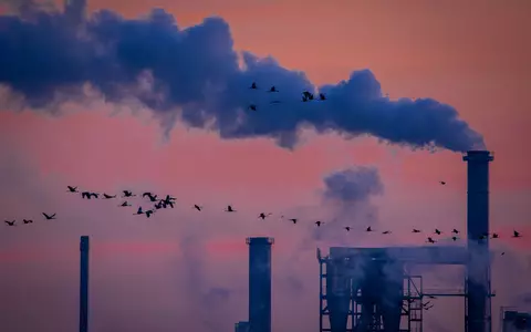 Zumindest eine Delle für die Industrieproduktion. (Archivbild) - Foto: Jens Büttner/dpa