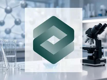 Moderne Laborumgebung mit wissenschaftlichen Instrumenten als Symbol für pharmazeutische Forschung und Finanzplanung. - Foto: über boerse-global.de