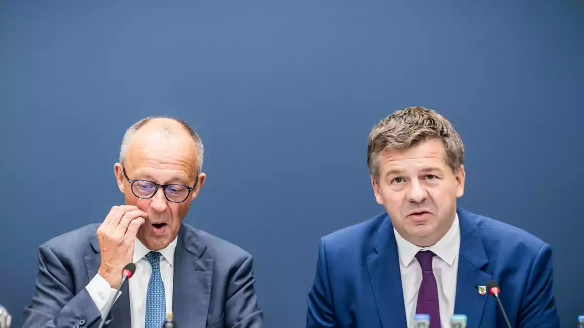Das Wahldebakel in Sachsen-Anhalt fällt auch auf den Kanzler zurück.  - Bild: Michael Kappeler/dpa