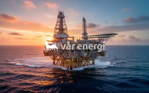 Moderne Offshore-Öl- und Gasplattform vor einem dramatischen Sonnenuntergang über dem Meer. - Foto: über boerse-global.de