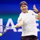 Souverän erreicht Alexander Zverev das Viertelfinale.  - Bild: Frank Franklin II/AP/dpa