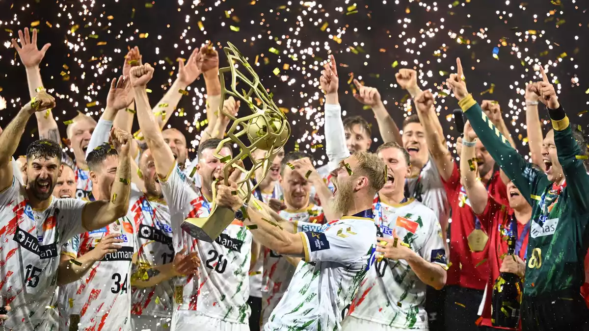 Gewinnt der SC Magdeburg wie zuletzt 2025 die Champions League? (Archivbild) - Bild: Marius Becker/dpa