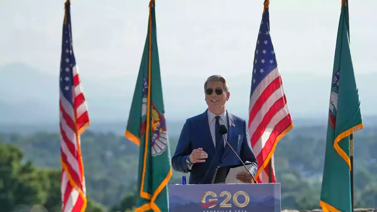 US-Finanzminister Scott Bessent kritisierte China beim G20-Finanzminister-Treffen. (Archivbild) - Bild: Gerald Herbert/AP/dpa