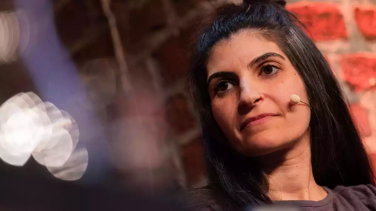 Shida Bazyar stand bereits vor einigen Jahren mit «Drei Kameradinnen» auf der Longlist für den Deutschen Buchpreis. (Archivbild) - Bild: Rolf Vennenbernd/dpa