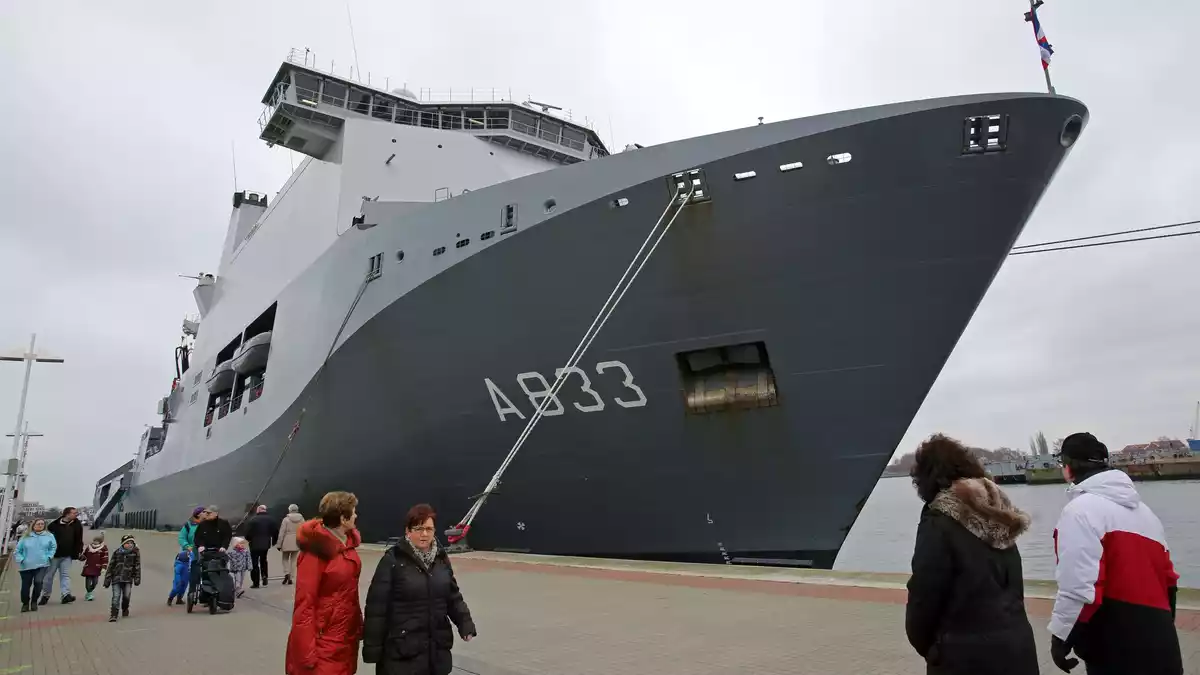Ein Gericht hat nach dem Vorfall auf dem Marineschiff Strafen verhängt. (Symbolbild) - Bild: picture alliance / dpa