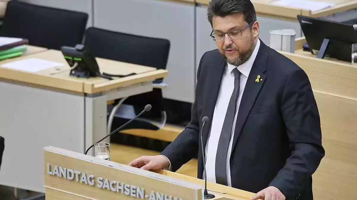 Sachsen-Anhalt: CDU-Politiker rudert nach Enthaltungs-Aussage zurück