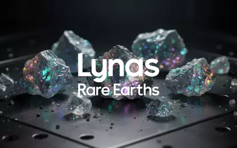 Glänzende Seltenerdmineralien auf einer dunklen metallischen Oberfläche als Symbol für die Rohstoffindustrie. - Foto: über boerse-global.de