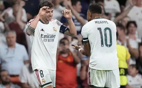 Fede Valverde (links) und Kylian Mbappé trafen für Real Madrid - Foto: Bernat Armangue/AP/dpa