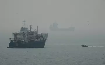 Das US-Militär hat nach eigenen Angaben erneut iranische Tanker angegriffen. (Archivbild) - Foto: Vahid Salemi/AP/dpa