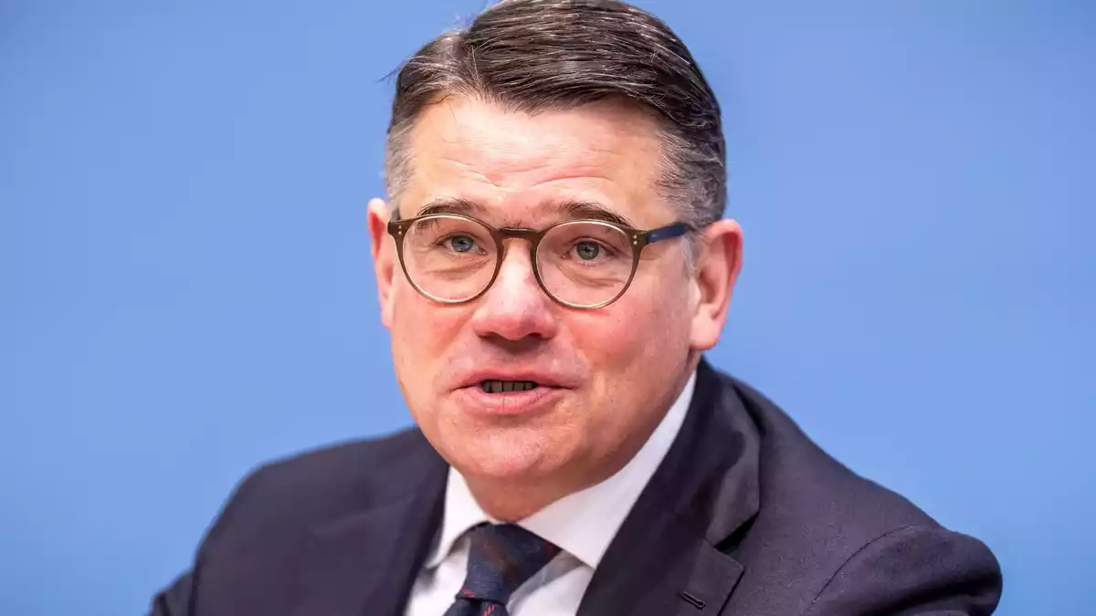 «Ich warne alle zu glauben, dass es eine schnelle Lösung gibt», sagt Hessens Ministerpräsident Boris Rhein (CDU). (Archivbild) - Bild: Michael Kappeler/dpa