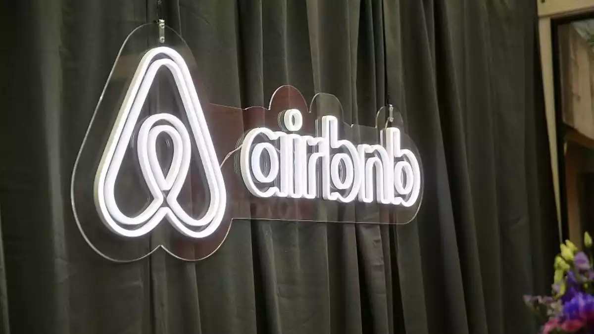 EU-Pläne zur Regulierung von Airbnb stoßen auf Skepsis