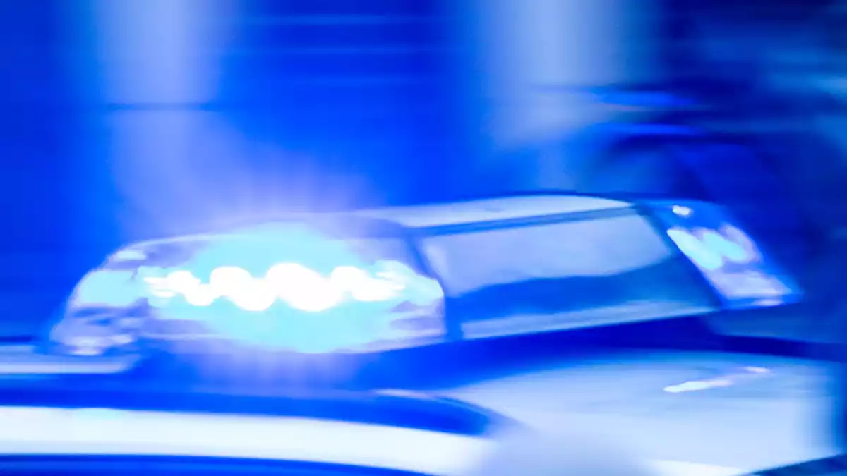 In einem Ratzeburger Supermarkt ist nach Polizeiangaben ein Mensch getötet worden. (Symbolbild) - Bild: Jens Büttner/dpa
