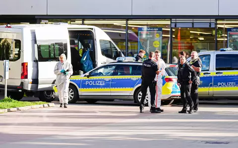 In einem Ratzeburger Supermarkt ist nach Polizeiangaben eine Frau getötet worden. - Foto: Marcel von Fehrn/dpa