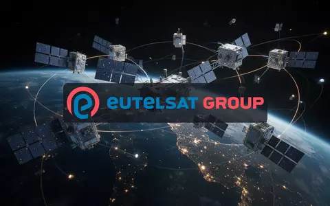 Hochmoderne Satelliten im Weltraum, die eine globale Datenverbindung symbolisieren. - Foto: über boerse-global.de