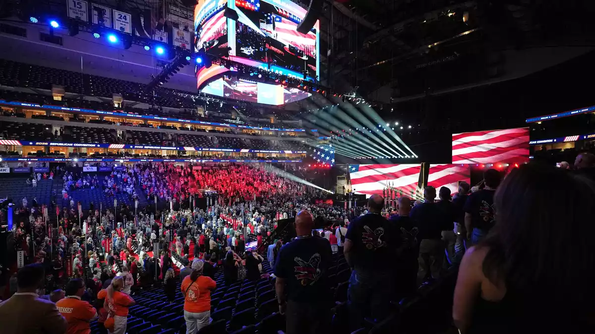 Bei ihrem Parteitag in Texas porträtieren Republikaner die Demokraten als eine radikal linke Bedrohung für die USA.  - Bild: Alex Brandon/AP/dpa