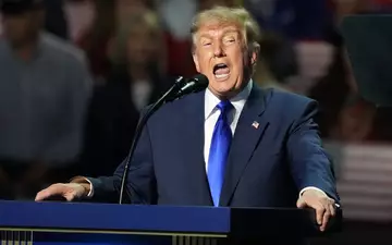 Trump spricht bei Parteitag in Dallas. - Foto: Alex Brandon/AP/dpa