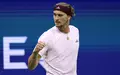 Alexander Zverev feiert den Halbfinaleinzug.  - Foto: Adam Hunger/AP/dpa