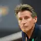 Weltverband-Präsident Sebastian Coe will die Leichtathletik noch attraktiver machen. (Archivbild) - Bild: Marcus Brandt/dpa