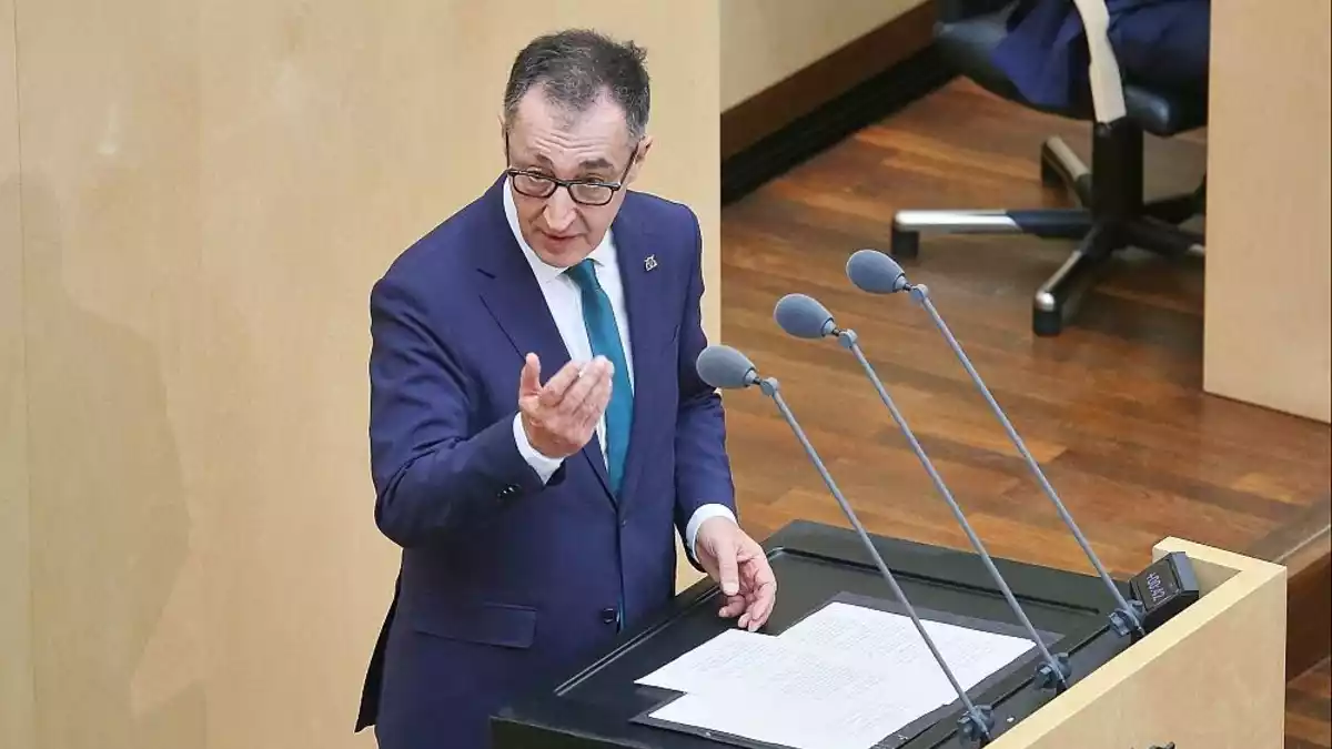 Özdemir fordert Politik der Disruption