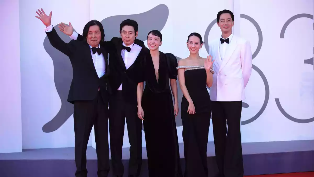 Das Filmteam von «Possible Love».  - Bild: Marco Barada/SOPA Images via ZUMA Press Wire/dpa