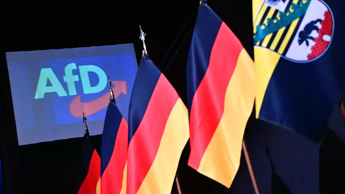 Die Innenminister haben in einer Konferenz über mögliche Konsequenzen aus dem AfD-Wahlerfolg bei der Landtagswahl in Sachsen-Anhalt beraten. (Archivbild) - Bild: Sebastian Gollnow/dpa