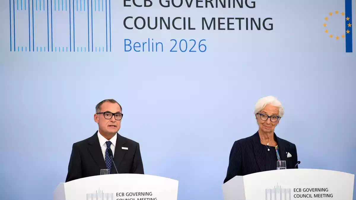 EZB-Pk nach Ratssitzung in Berlin - Bild: Bernd von Jutrczenka/dpa
