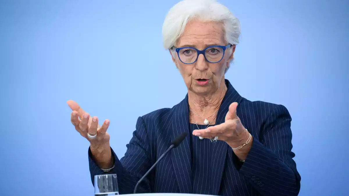 EZB-Präsidentin Christine Lagarde betont immer wieder die Handlungsfähigkeit der Zentralbank. - Bild: Bernd von Jutrczenka/dpa