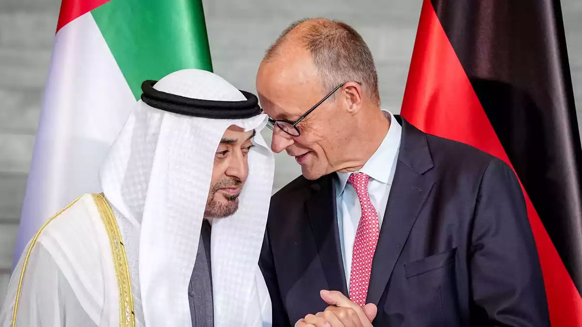 Die Vereinigten Arabischen Emirate wollen ihre Investitionen in die deutsche Wirtschaft mehr als verdoppeln. - Bild: Kay Nietfeld/dpa